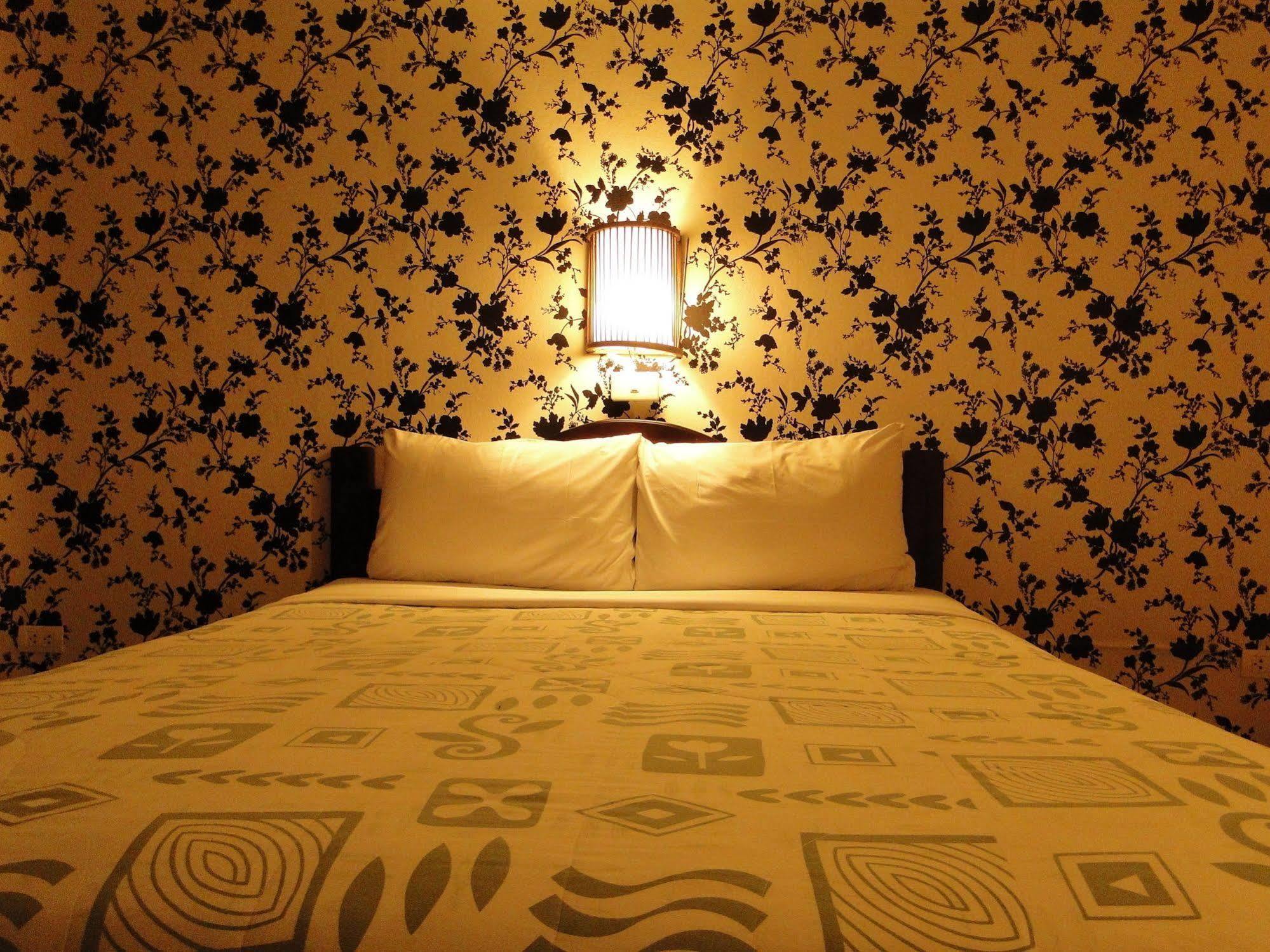 Thaphae Garden Guesthouse 치앙마이 외부 사진